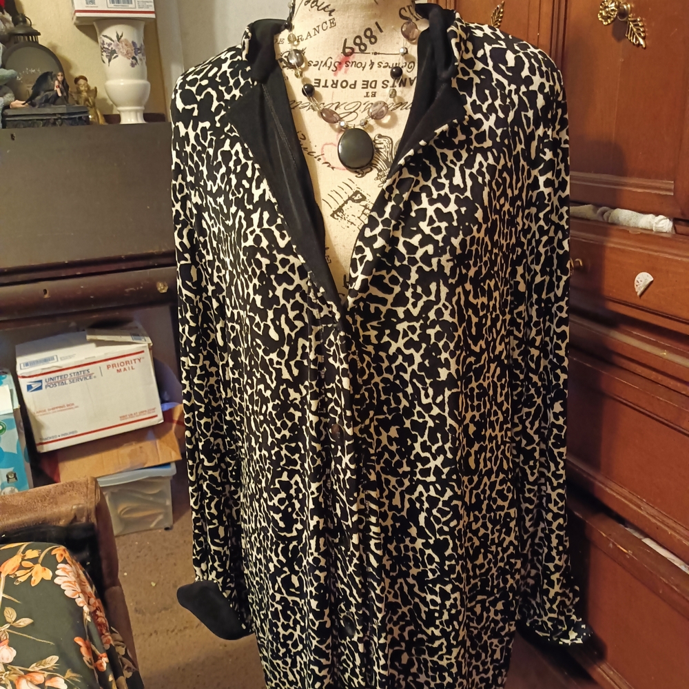Black and White Animal Print Blouse